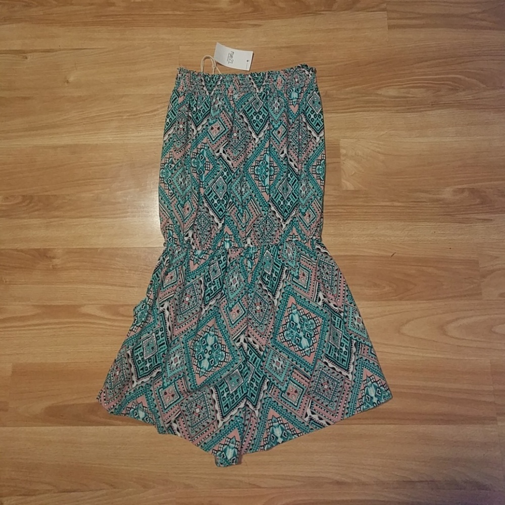 Colorful Romper - Picture 2 of 3